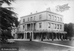 Court 1907, Tandridge