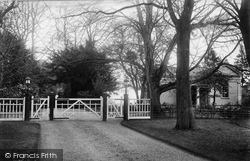 Entrance To Tandridge Court 1906, Tandridge