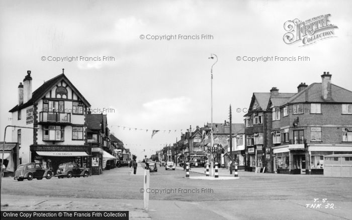Photo of Tankerton, The Circus c.1955
