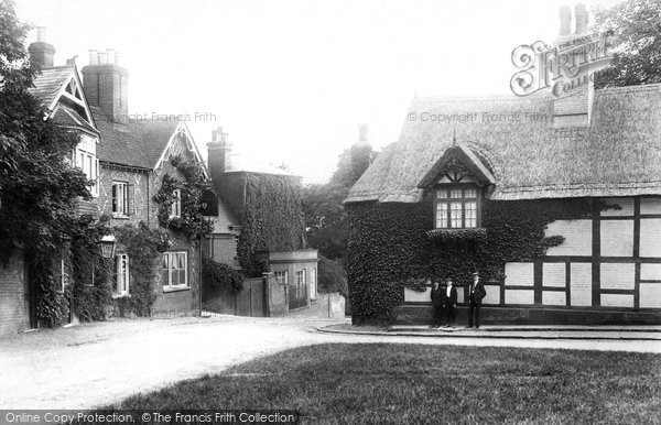 Photo of Taplow, The Village 1906