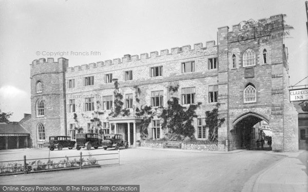 Photo of Taunton, Castle Hotel 1929