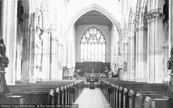 Photo of Taunton, St Mary's Church Interior c.1960