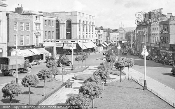 Photo of Taunton, The Parade And North Street c.1939