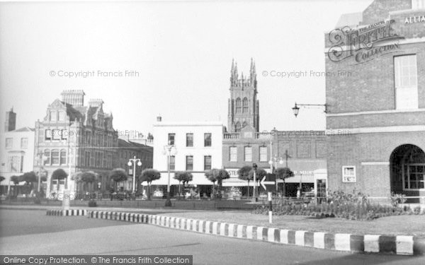 Photo of Taunton, The Parade c.1955