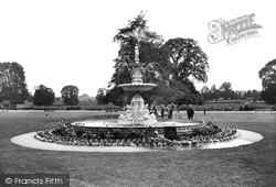 The Park Fountain 1912, Taunton