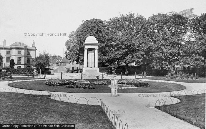Photo of Taunton, War Memorial 1925