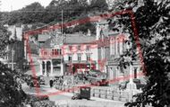 1934, Tavistock