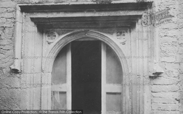 Photo of Tavistock, Bedford Hotel, Old Doorway 1910