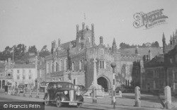 Guildhall Square c.1950, Tavistock