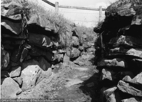 Photo of Tealing, Earth House 1954