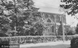 St Alban's Church c.1960, Teddington