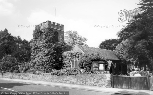 Photo of Teddington, St Mary's Church c.1960