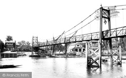The Bridge 1899, Teddington