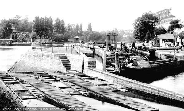 Photo of Teddington, The Lock And Rollers 1899