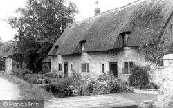 Teffont, Old Cottages c.1960, Teffont Magna