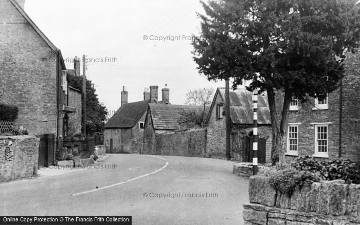 Photo of Templecombe, The Old Yew Tree c.1955