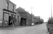 c.1955, Ten Mile Bank