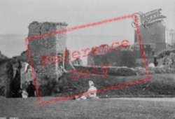 Castle Grounds 1890, Tenby