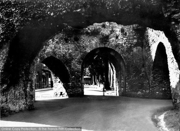 Photo of Tenby, Five Arches 1937