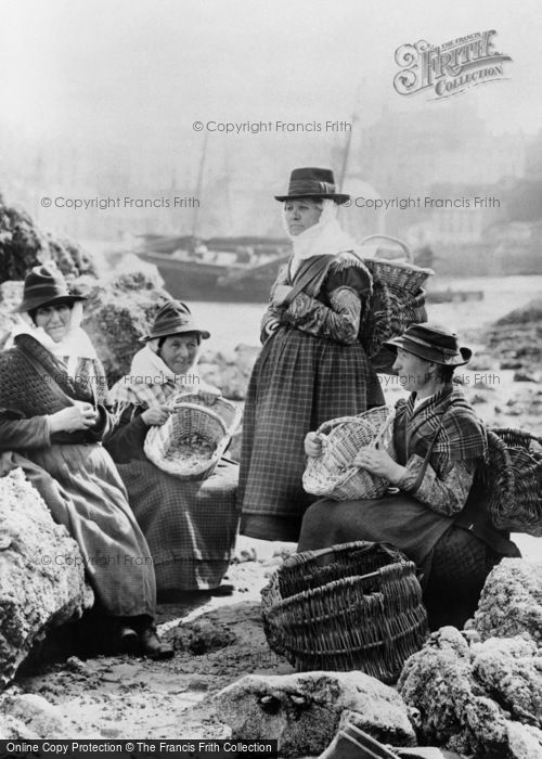 Photo of Tenby, Llangwm Fishwives 1890