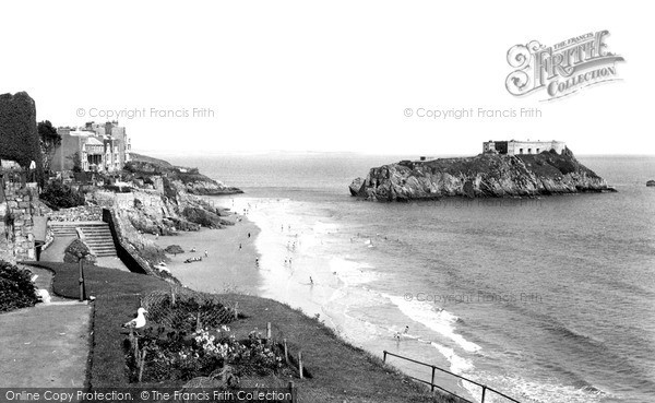 Photo of Tenby, South Bay 1950