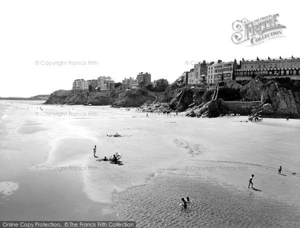Photo of Tenby, South Sands 1925