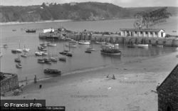 The Harbour 1950, Tenby
