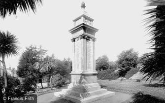 Tenby, War Memorial 1925