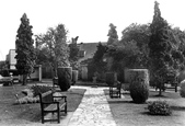 East Cross Gardens c.1955, Tenterden