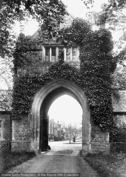 Photo of Tenterden, Heronden Gateway 1903