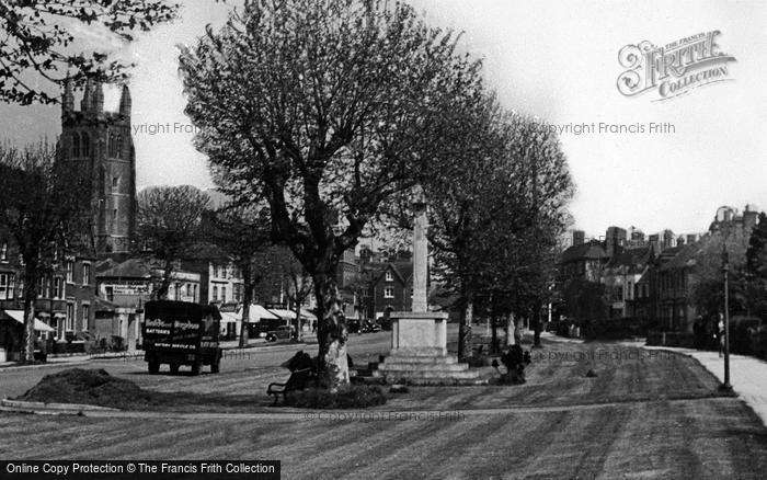 Photo of Tenterden, The Town Green, The Memorial c.1950