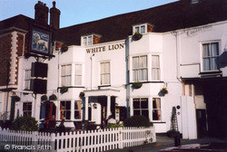 The White Lion Hotel 2004, Tenterden