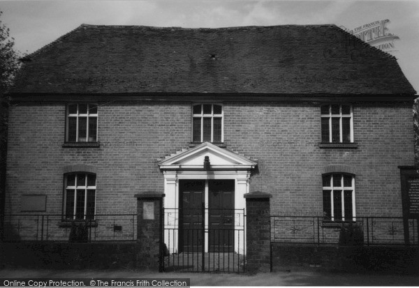 Photo of Tenterden, Unitarian Church 2004