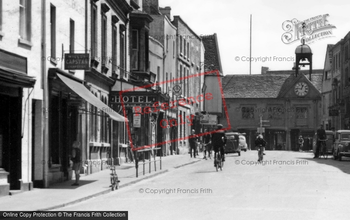 Photo of Tetbury, Long Street 1949