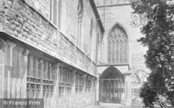 Abbey, Cloisters 1923, Tewkesbury