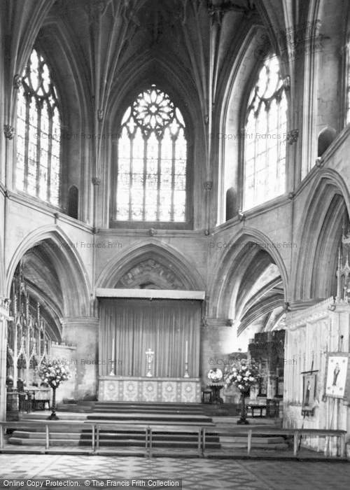 Photo of Tewkesbury, Abbey, High Altar c.1955