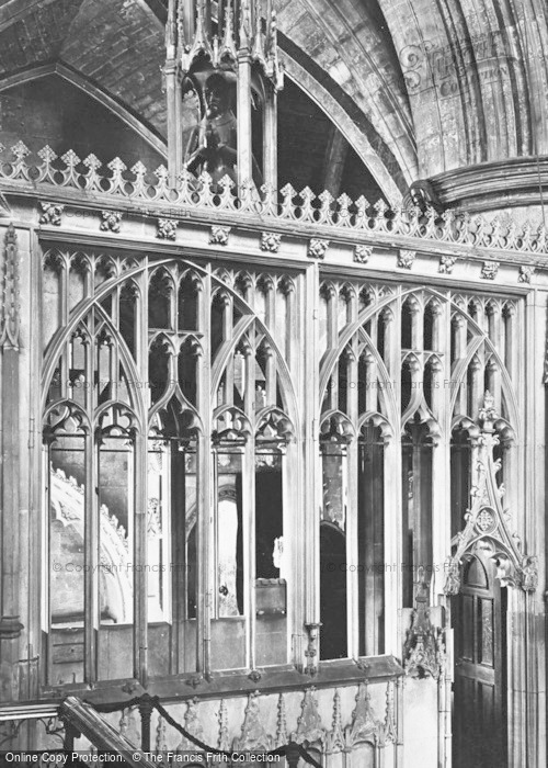 Photo of Tewkesbury, Abbey, Trinity Chapel, The Kneeling Knight 1923