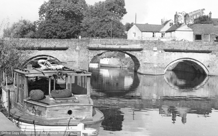 Photo of Tewkesbury, King John's Bridge c.1955