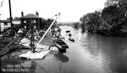 The River Avon c.1960, Tewkesbury