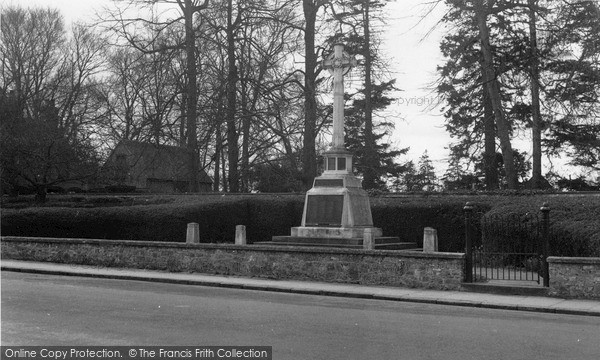 Photo of Thame, The Memorial c.1955