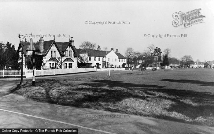 Photo of Thames Ditton, Giggs Hill Green c.1955