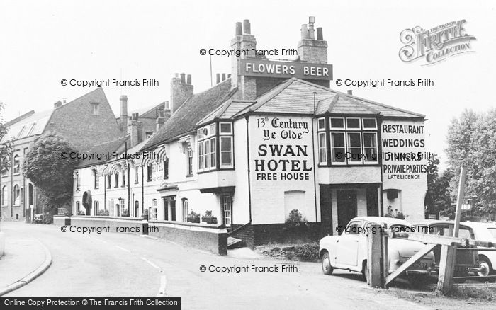 Photo of Thames Ditton, The Swan Hotel c.1960