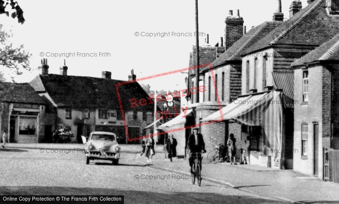 Photo of Thatcham, Broadway c.1955