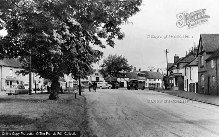 Photo of Thatcham, Broadway c.1955