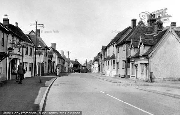 Photo of Thaxted, Newbiggen Street c.1950