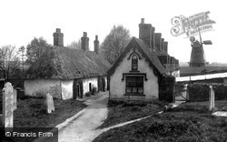 The Almshouses 1906, Thaxted