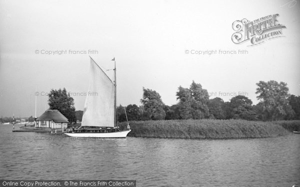 The Broads, 'Rambler' c1933 Photo of The Broads, 'rambler' c.1933