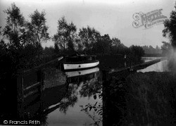 The Broads, The Old Lock c.1935, The Norfolk Broads