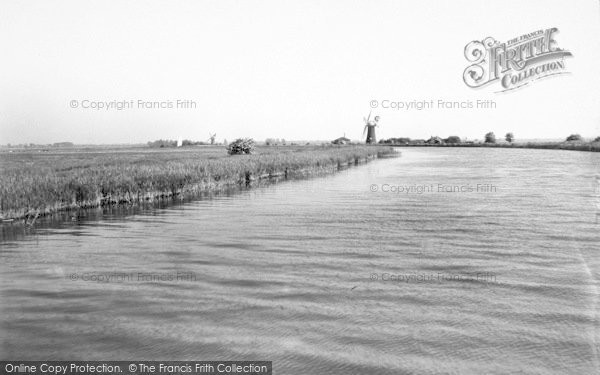 Photo of The Broads, Thurne Mouth c.1933