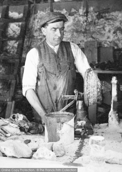 Photo of The Lizard, A Serpentine Industry Craftsman 1933